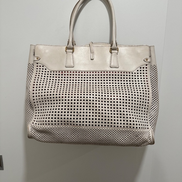 Authentic Salvatore Ferragamo Pre Owned Leather Tote Bag - Picture 6 of 6